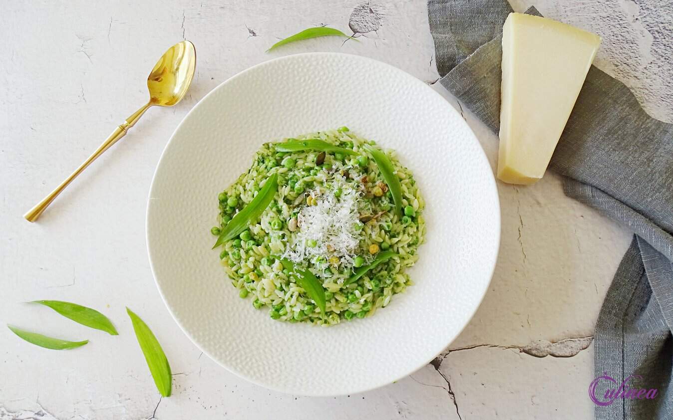 Orzotto met doperwten en daslookpesto