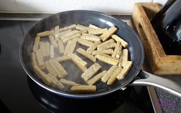 Sambal goreng tempeh