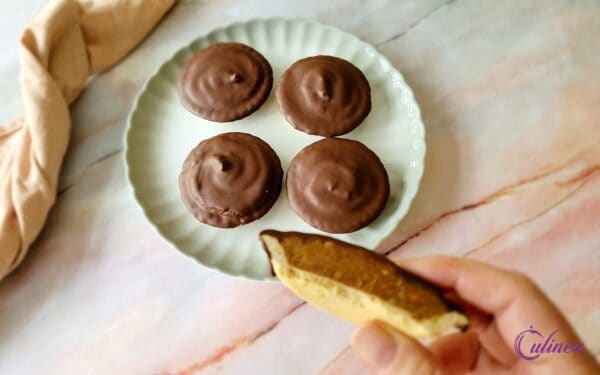 Pindakaas chocolade taartjes