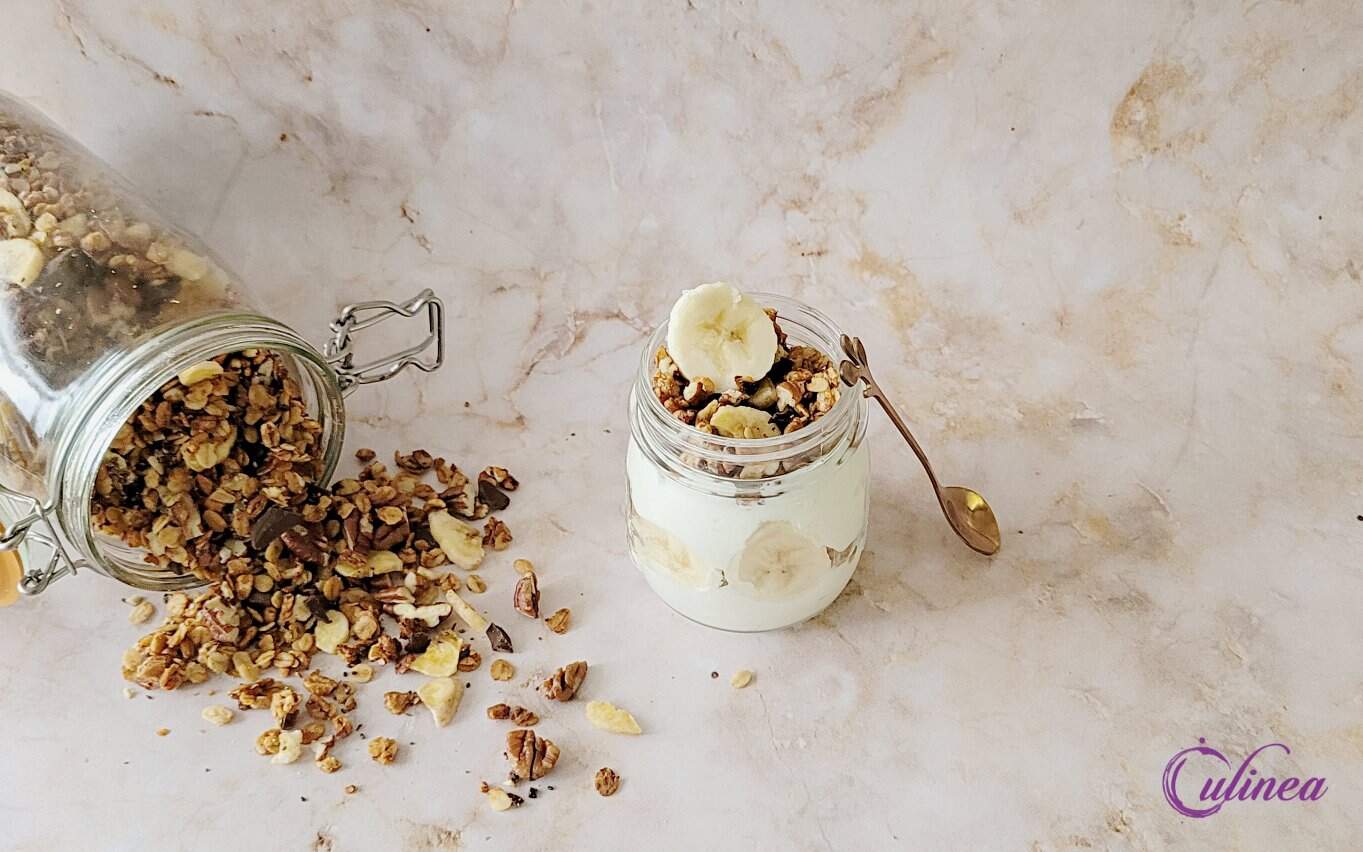 Banoffee pie granola