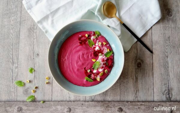 Kersen in het seizoen, geniet ervan