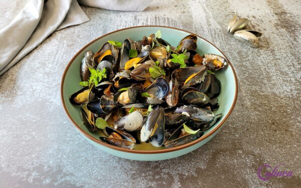 Mosselen in citroen knoflooksaus