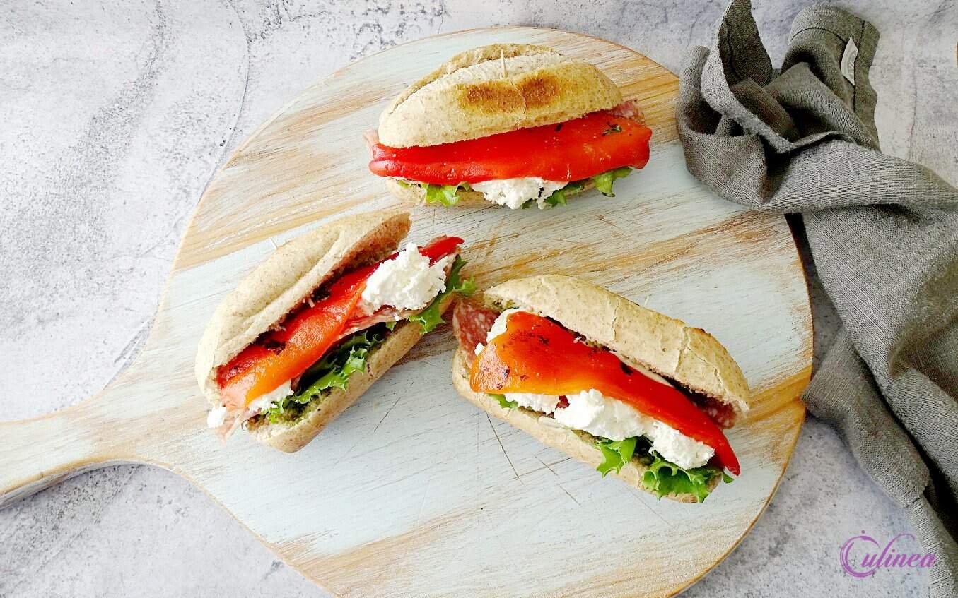 Pistoletje burrata en salami