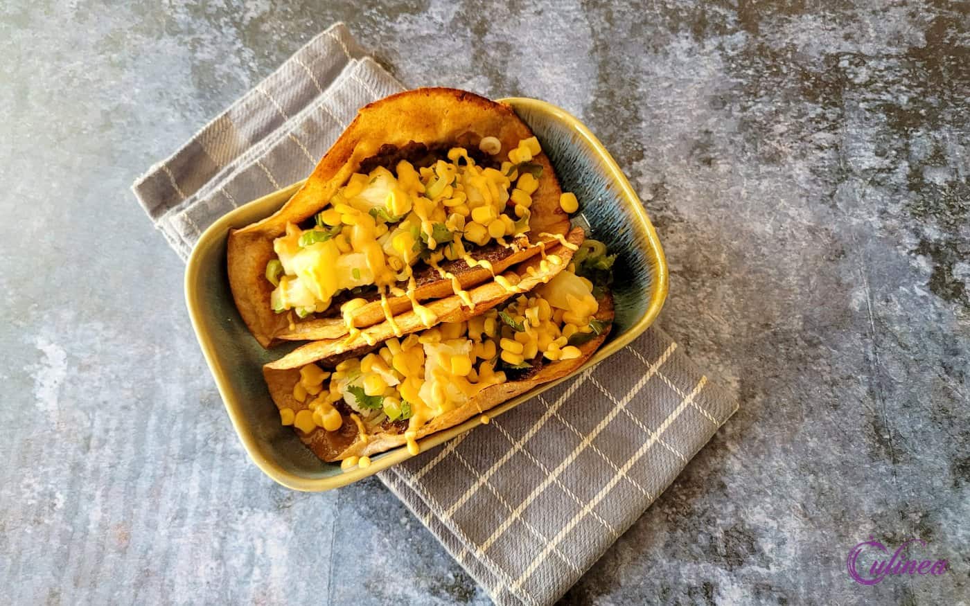 Taco burger met salsa