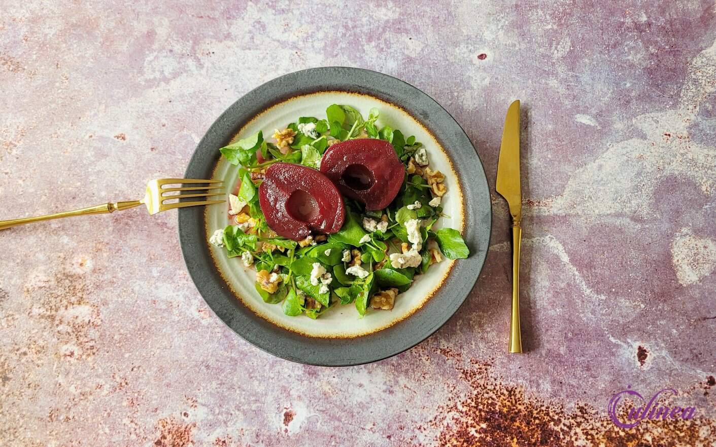 Gestoofde peer salade met blauwe kaas