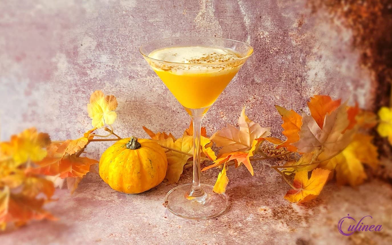 Romige cocktail van pompoen