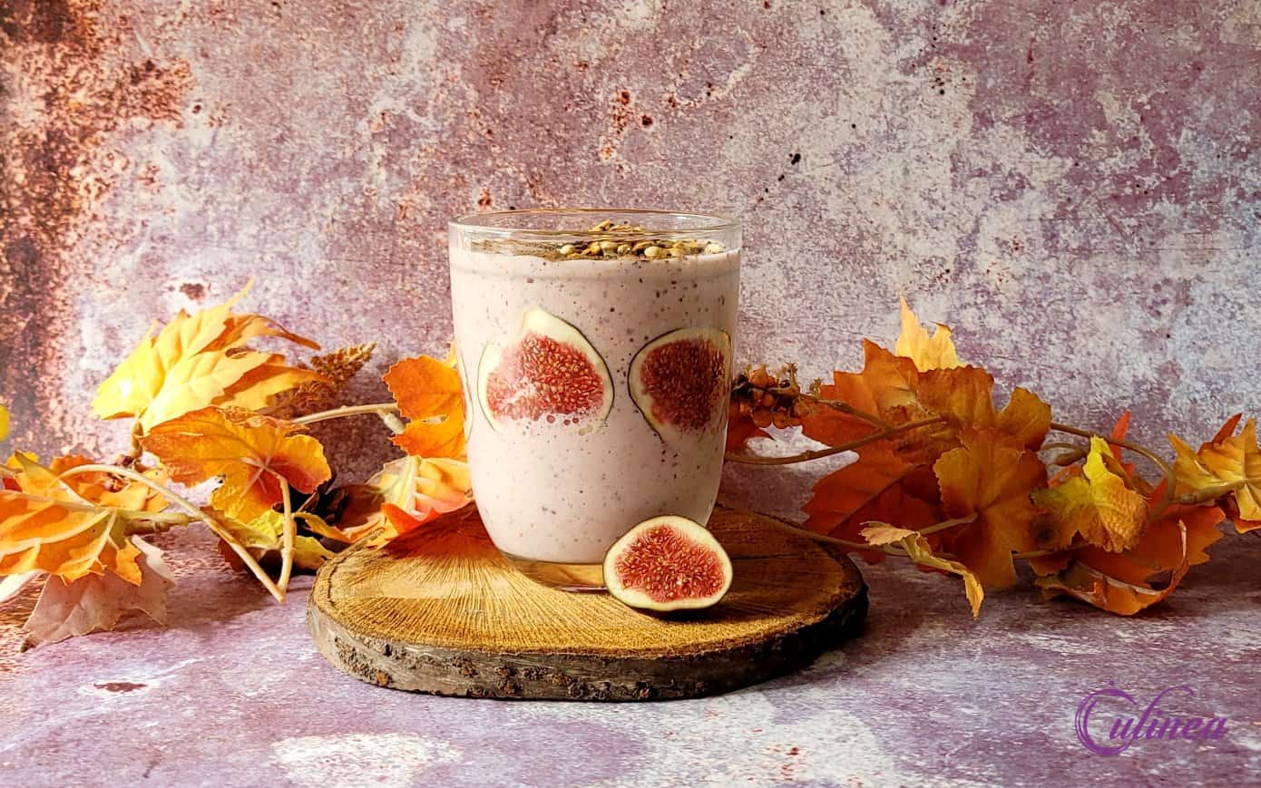 Smoothie met verse vijgen en kaneel
