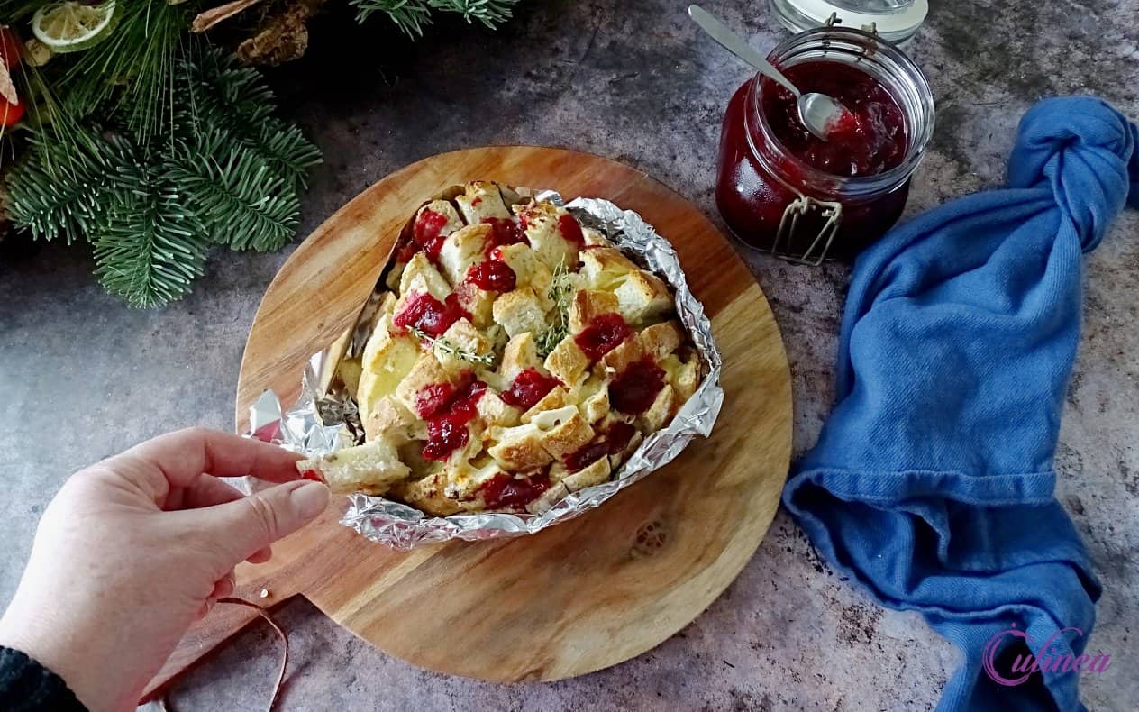 Plukbrood met kaas en cranberrycompote