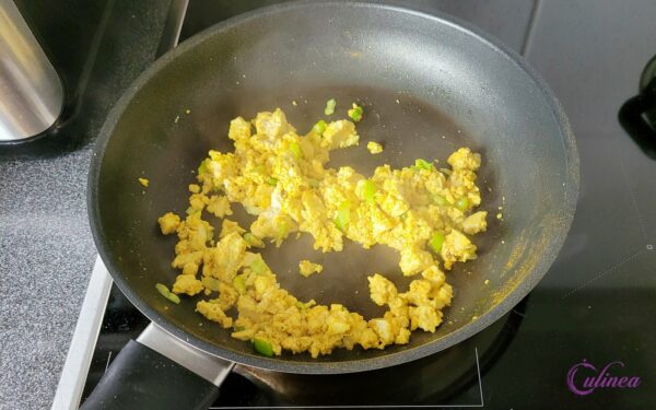 Scrambled tofu