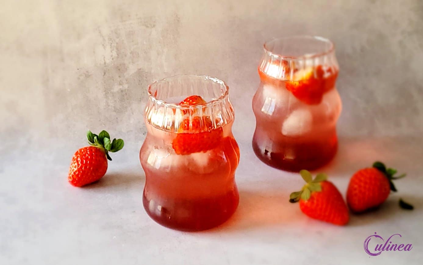 Aardbei cranberry cocktail
