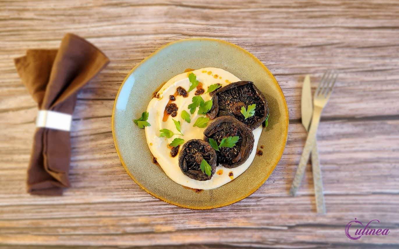 Portobello steaks met witte bonenpuree