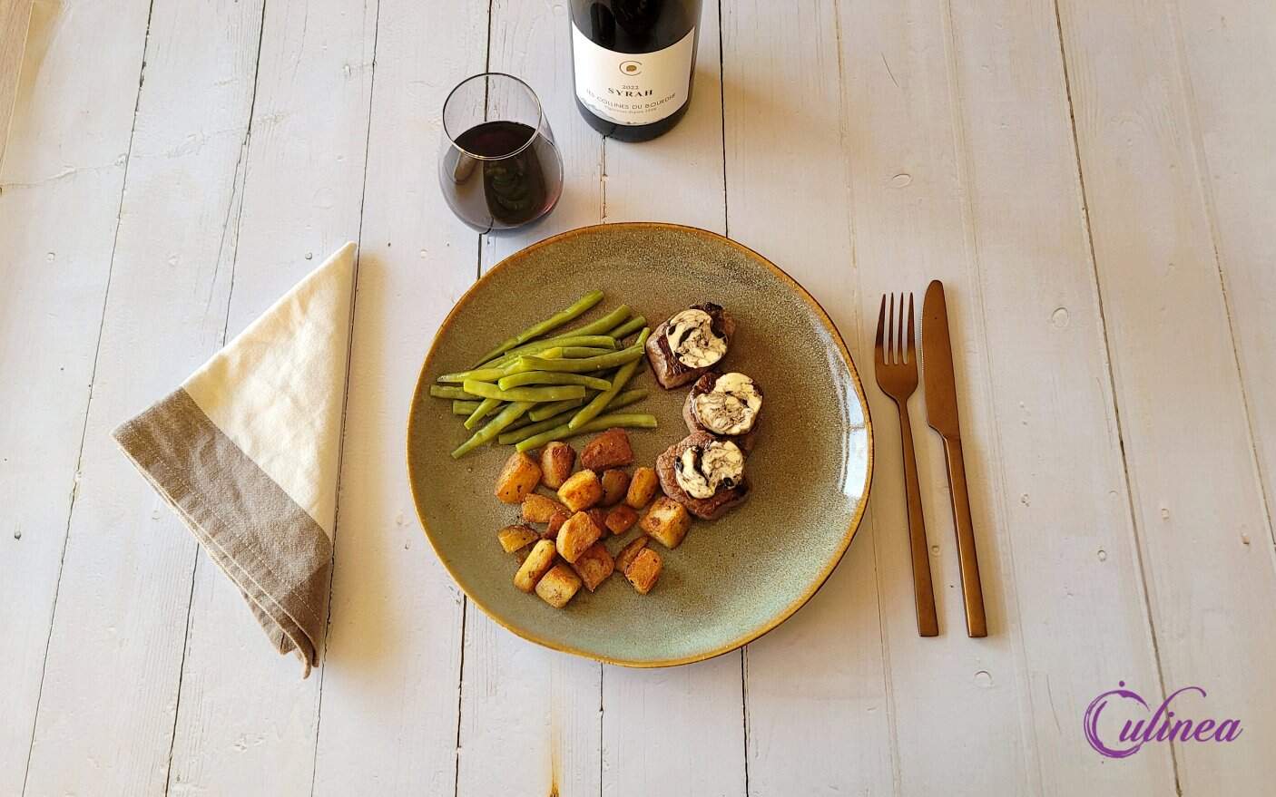 Diamanthaasmedaillons met zwarte knoflookboter