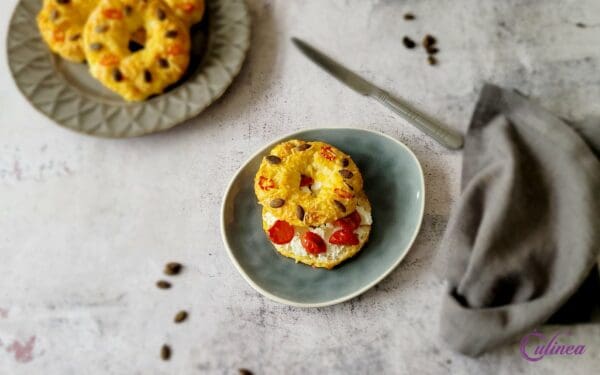 Pittige kaasbagels