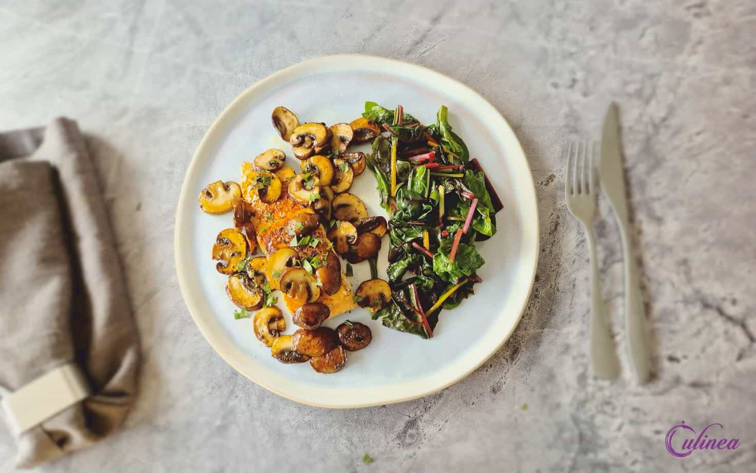 Gebakken zalm met champignons