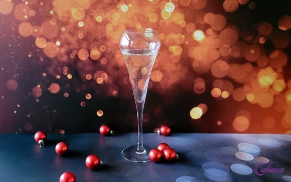 Glitter Champagne cocktail