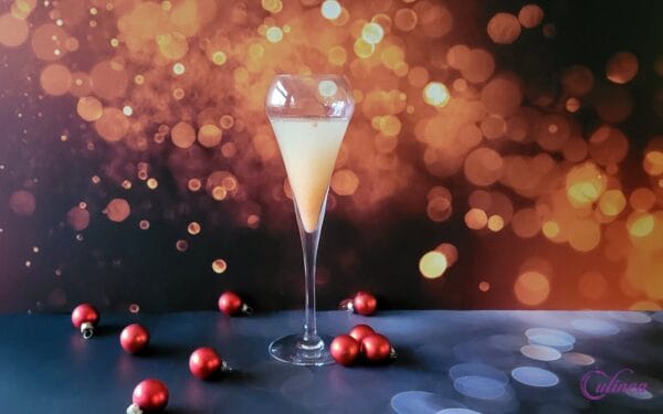 Glitter Champagne cocktail