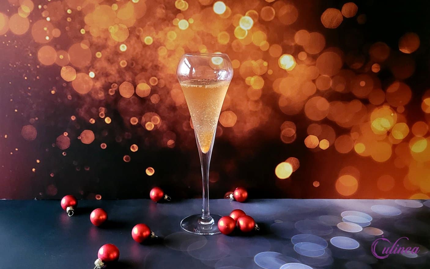 Glitter Champagne cocktail