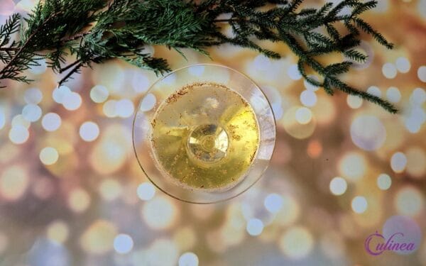 Luxurious Champagne cocktail with saffron