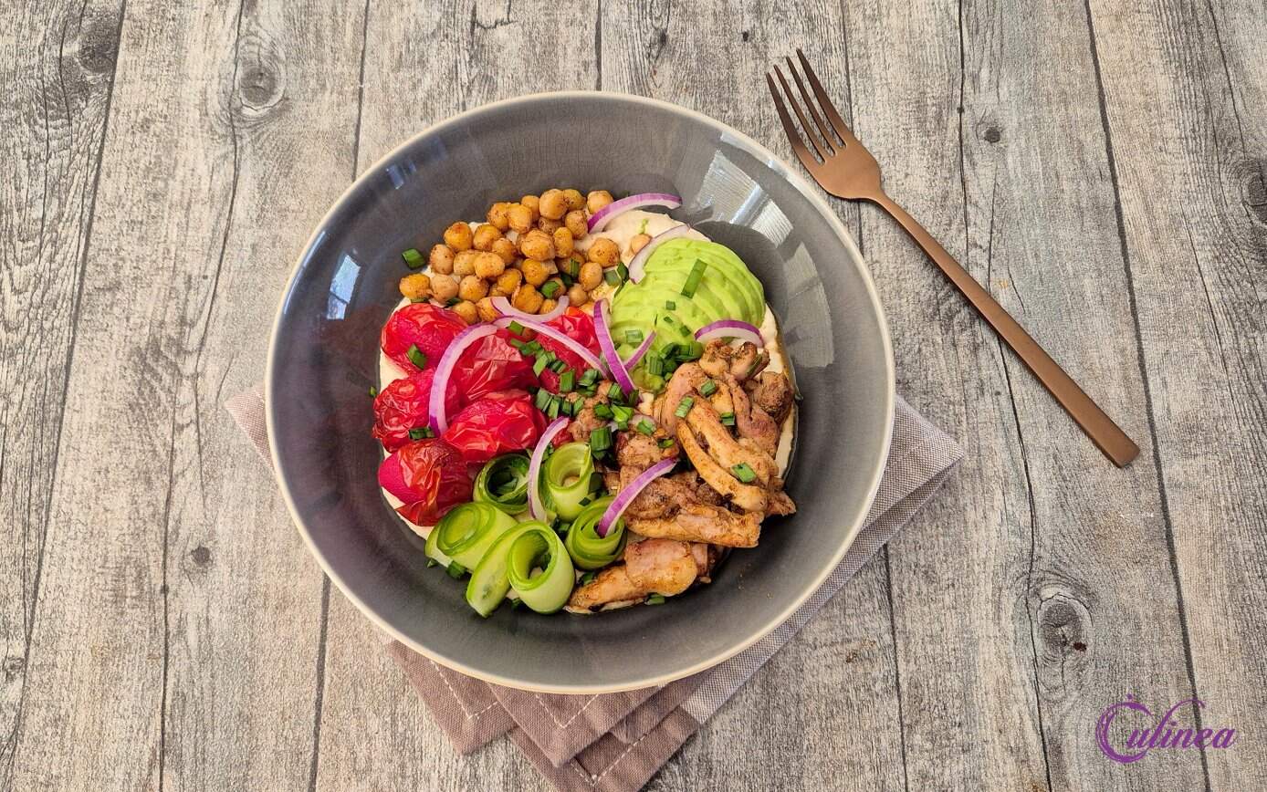 Hummus bowl met gyros kip