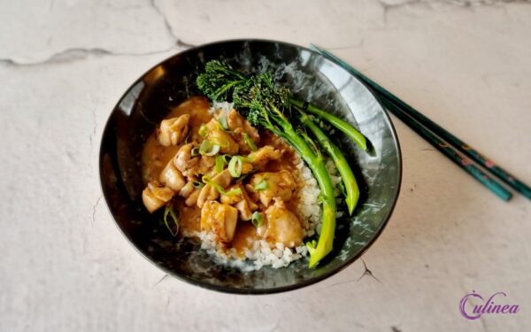 Kip met Sinaasappel Gembersaus