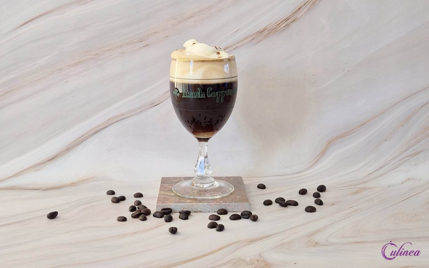 irish koffie in een glas