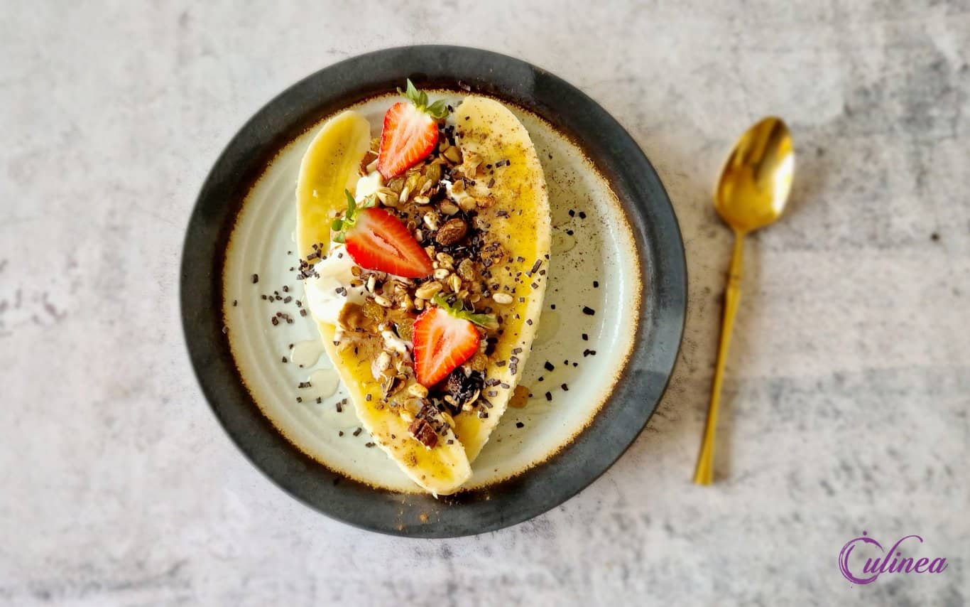 Asperges met gepocheerd ei en ham