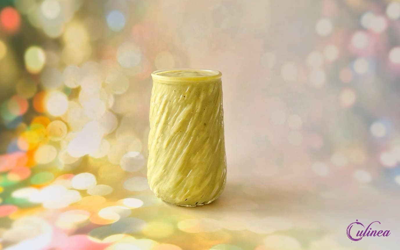 Matcha Avocado Smoothie