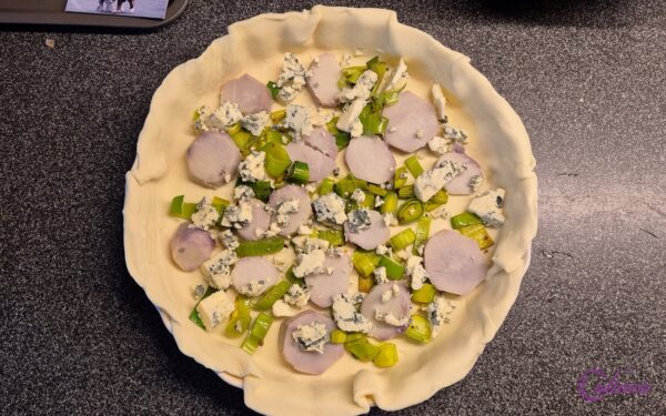 Quiche met eddoes en blauwe kaas