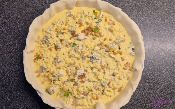 Quiche met eddoes en blauwe kaas