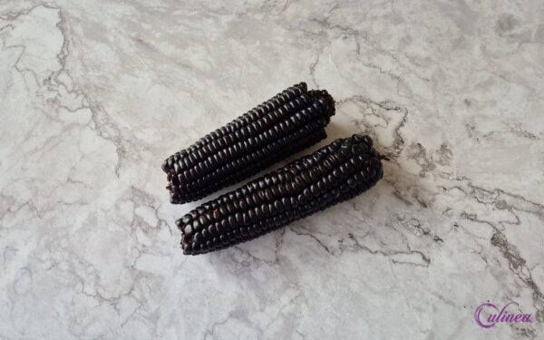 Zwarte maïskolf met Jalapeño boter