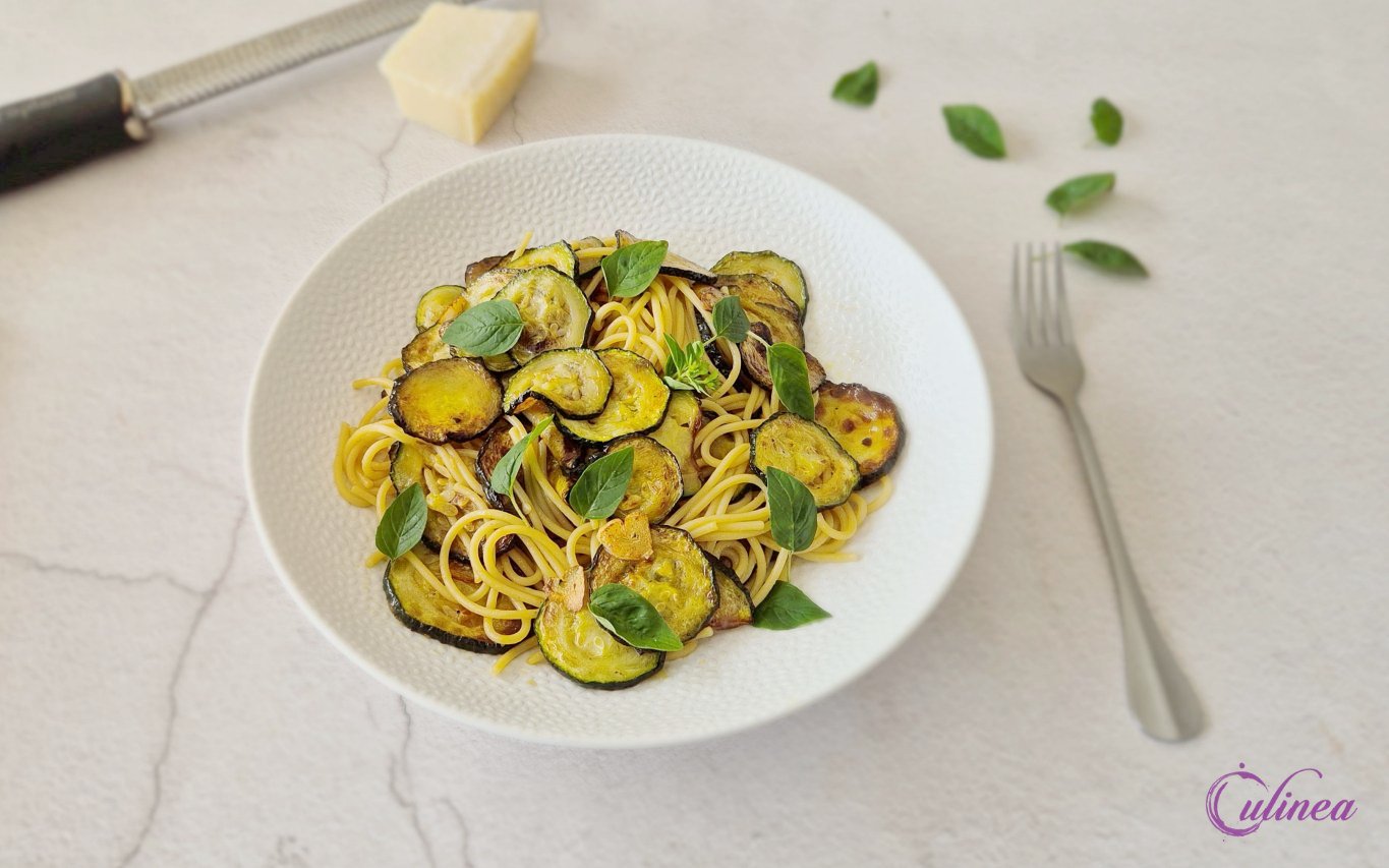 Spaghetti met gebakken courgette