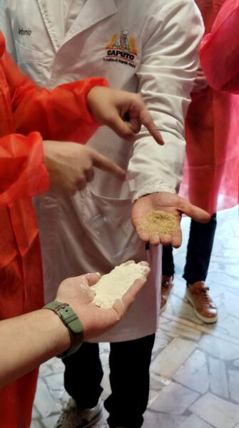 Italiaanse Tomaten in Blik en Tipo 00 Meel