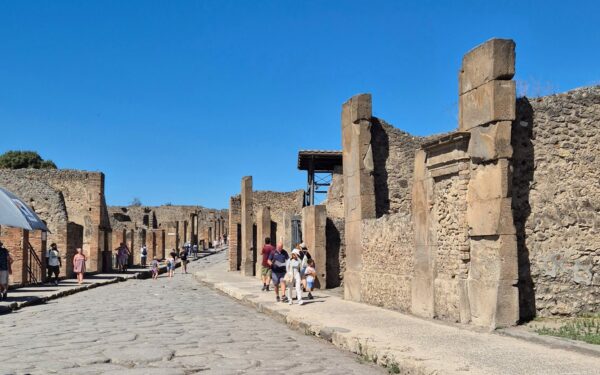 Van Napels tot Ischia: een onvergetelijke reis langs de Amalfikust