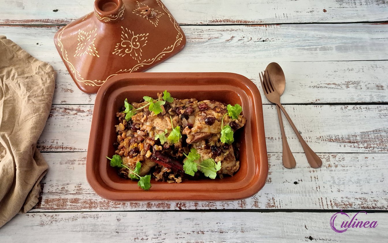 Tajine met Kip, Rozijnen, Walnoten & Saffraan –Marokkaans Recept