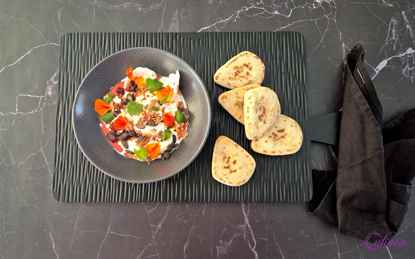 Burrata met crispy chili-olie en topping